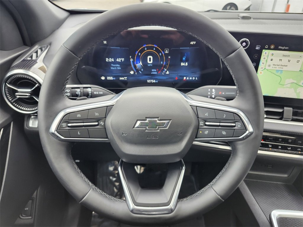 Used 2025 Chevrolet Equinox LT w/ Convenience Package II image 25