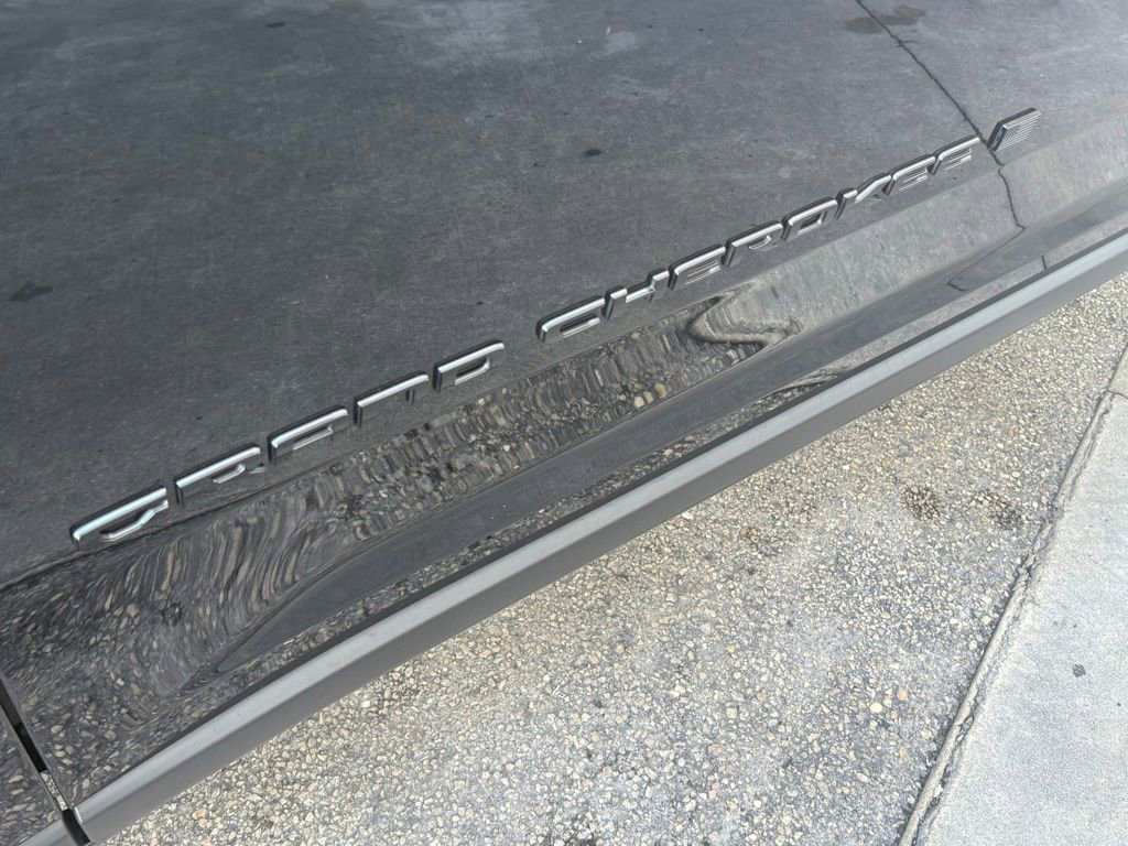 Certified 2025 Jeep Grand Cherokee Limited w/ Black Appearance Package image 30