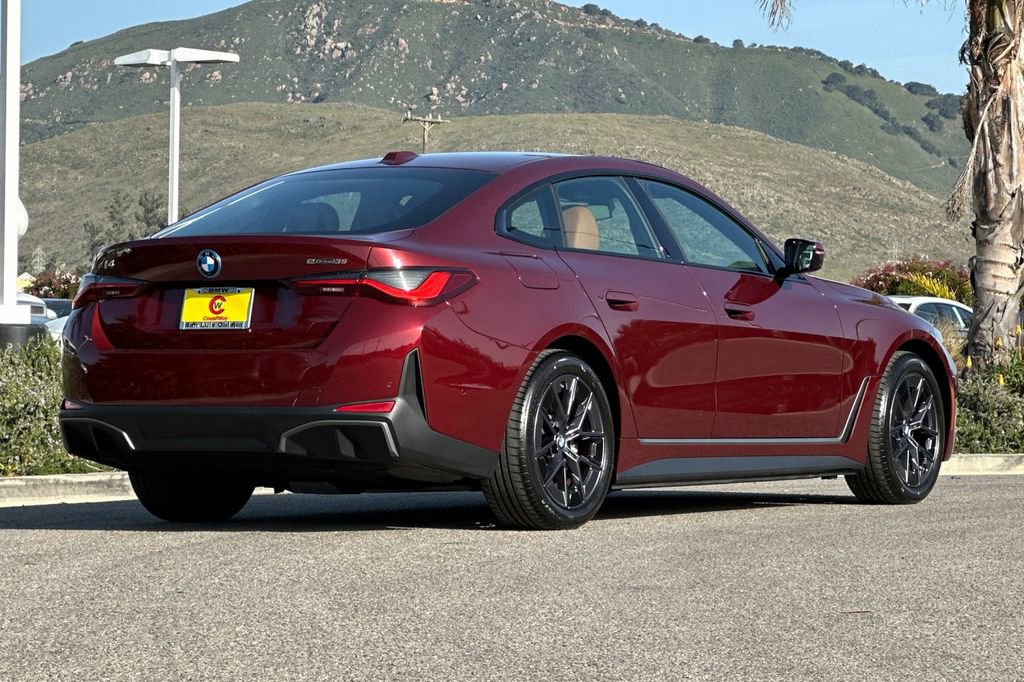 Used 2023 BMW i4 eDrive35 w/ Premium Package image 3