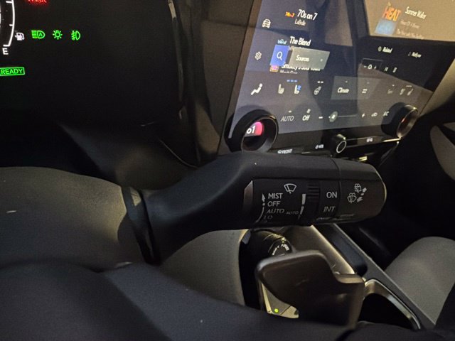 Used 2025 Lexus NX 350h AWD w/ Accessory Package (2T) image 29
