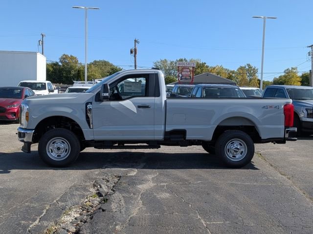 New 2026 Ford F250 XL w/ XL Chrome Package image 4