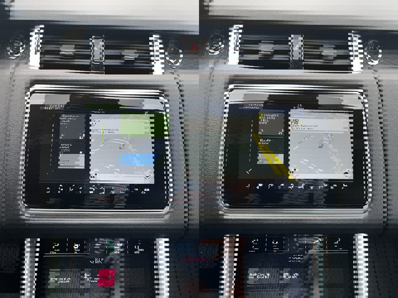 Used 2020 Land Rover Range Rover Sport HSE AWD/4WD image 25