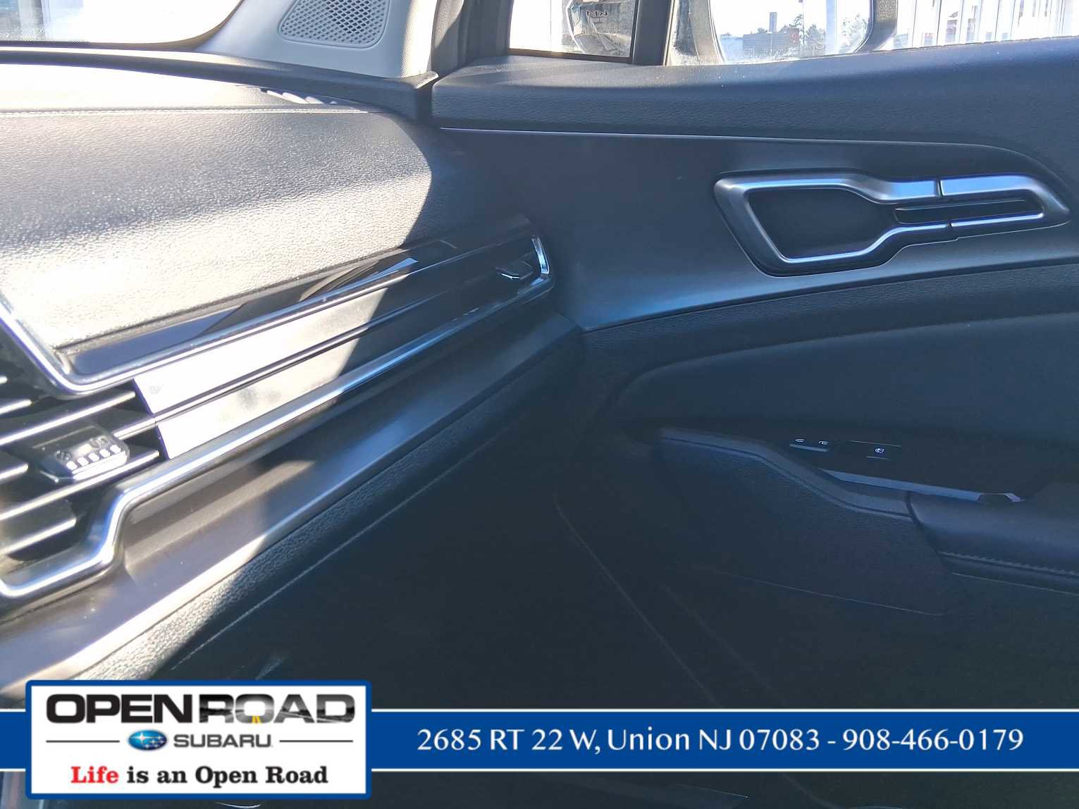 Used 2023 Kia Sportage EX image 23