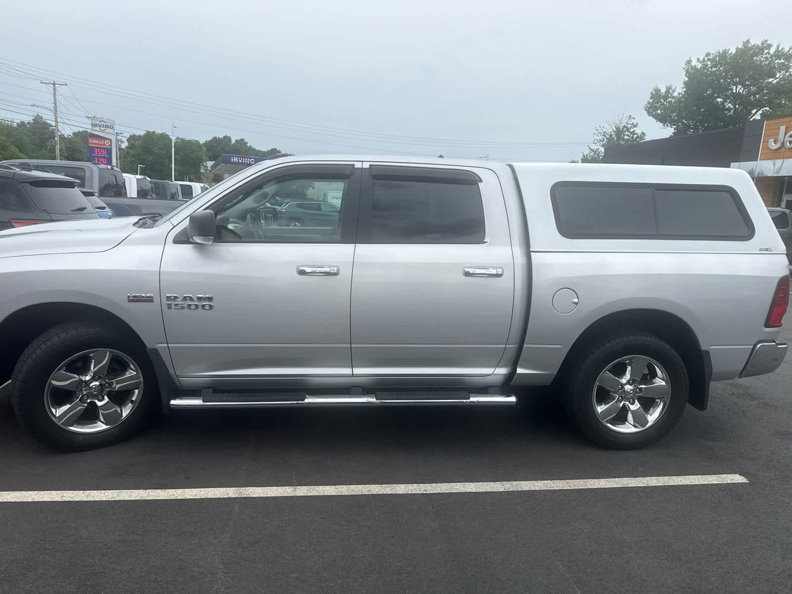 Used 2017 RAM 1500 Big Horn AWD/4WD image 2