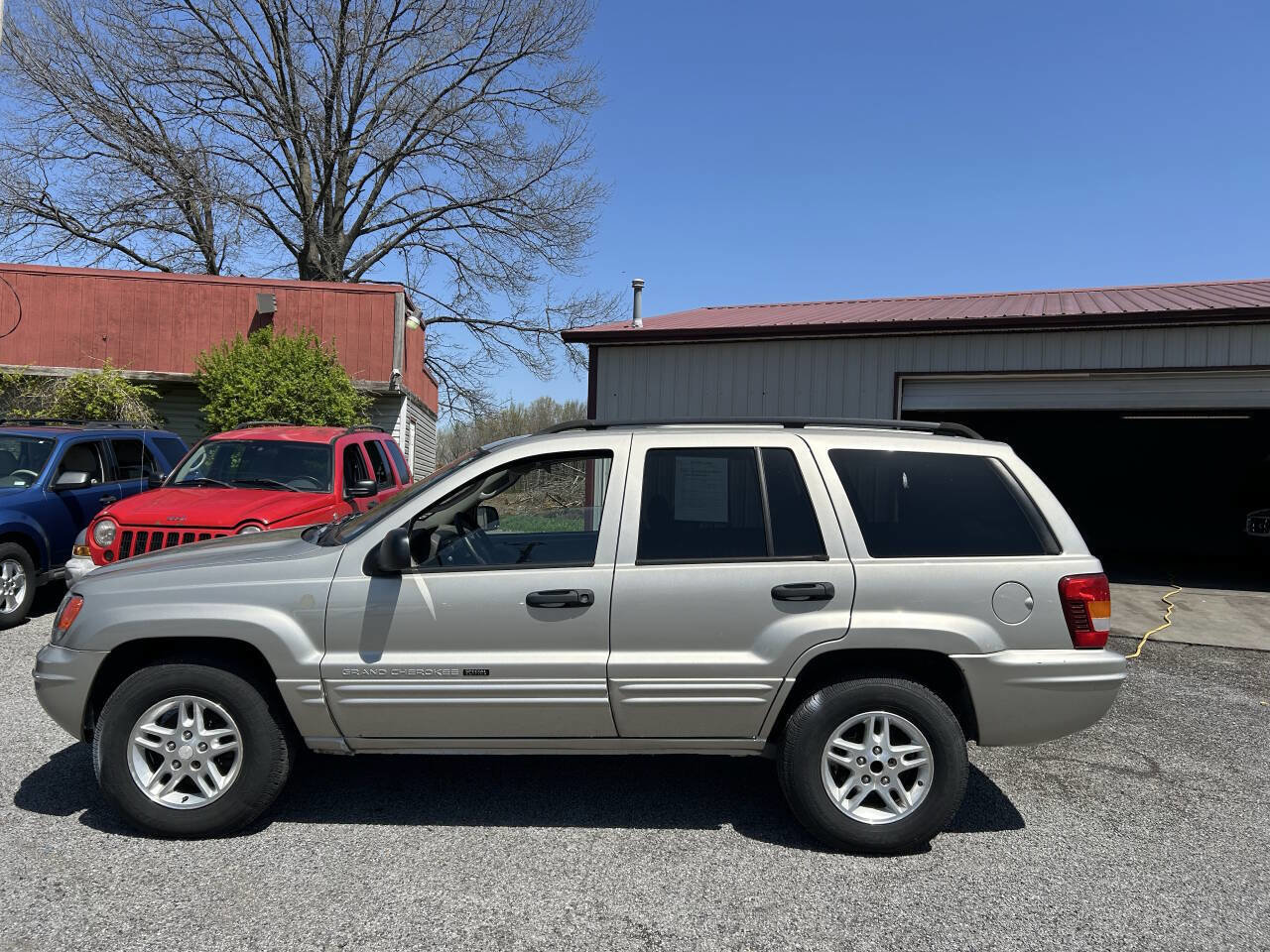 Used 2004 Jeep Grand Cherokee Laredo w/ Cold Weather Group image 3