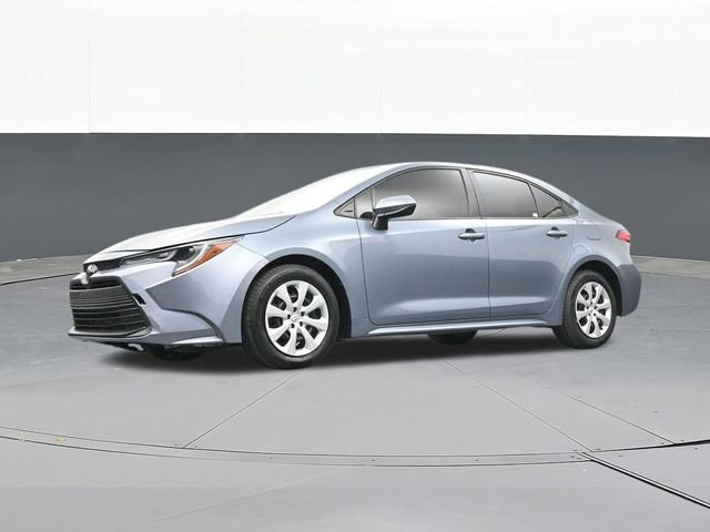 Used 2023 Toyota Corolla LE w/ Carpet Mat Package (TMS) image 52