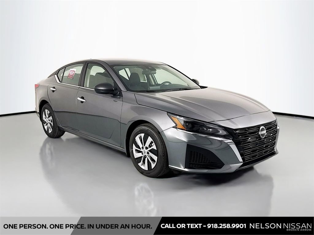 New 2025 Nissan Altima 2.5 S image 3