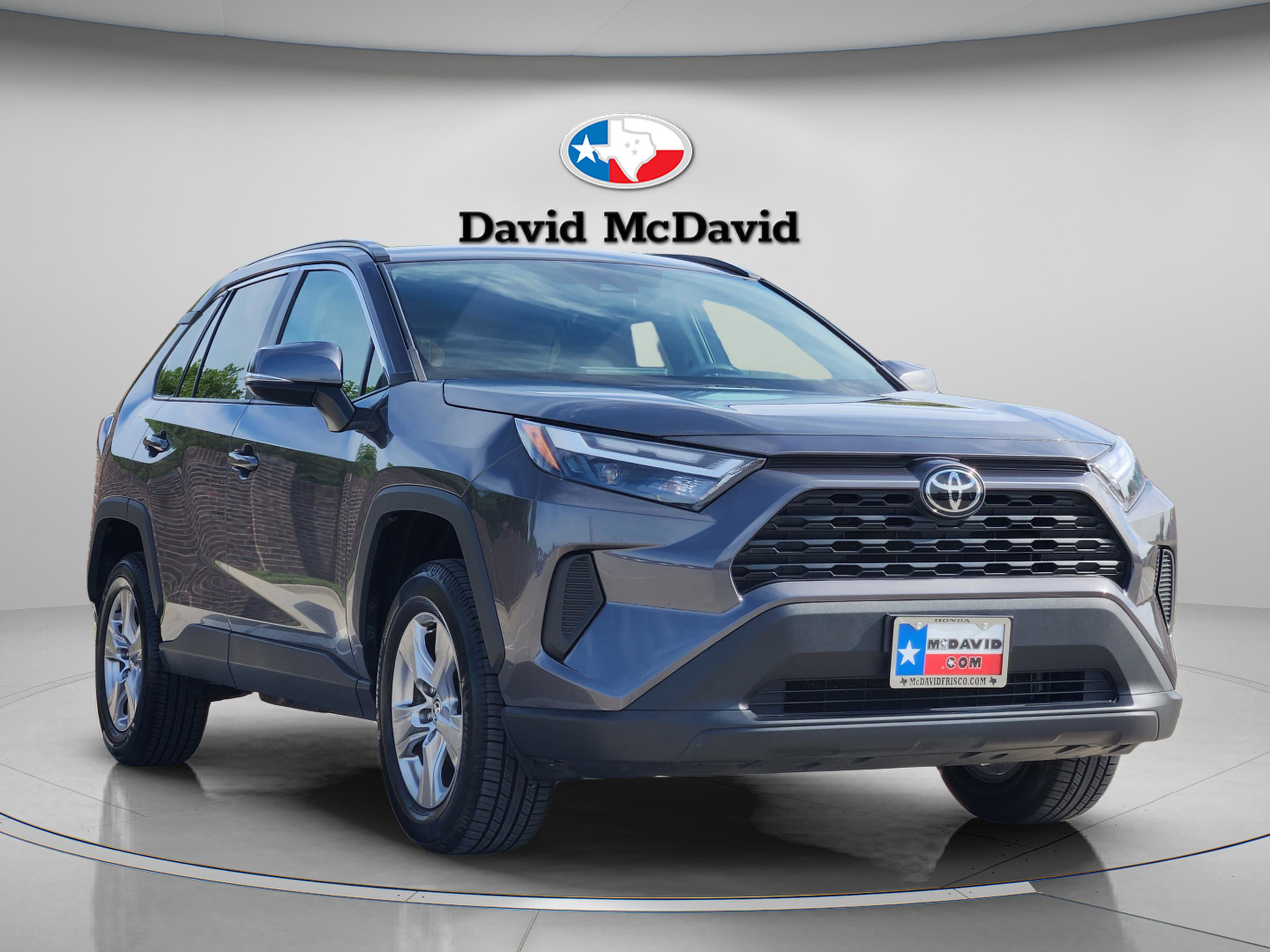 Used 2022 Toyota RAV4 XLE AWD/4WD image 7