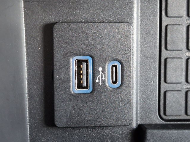 Certified 2024 Ford Expedition Limited AWD/4WD image 26