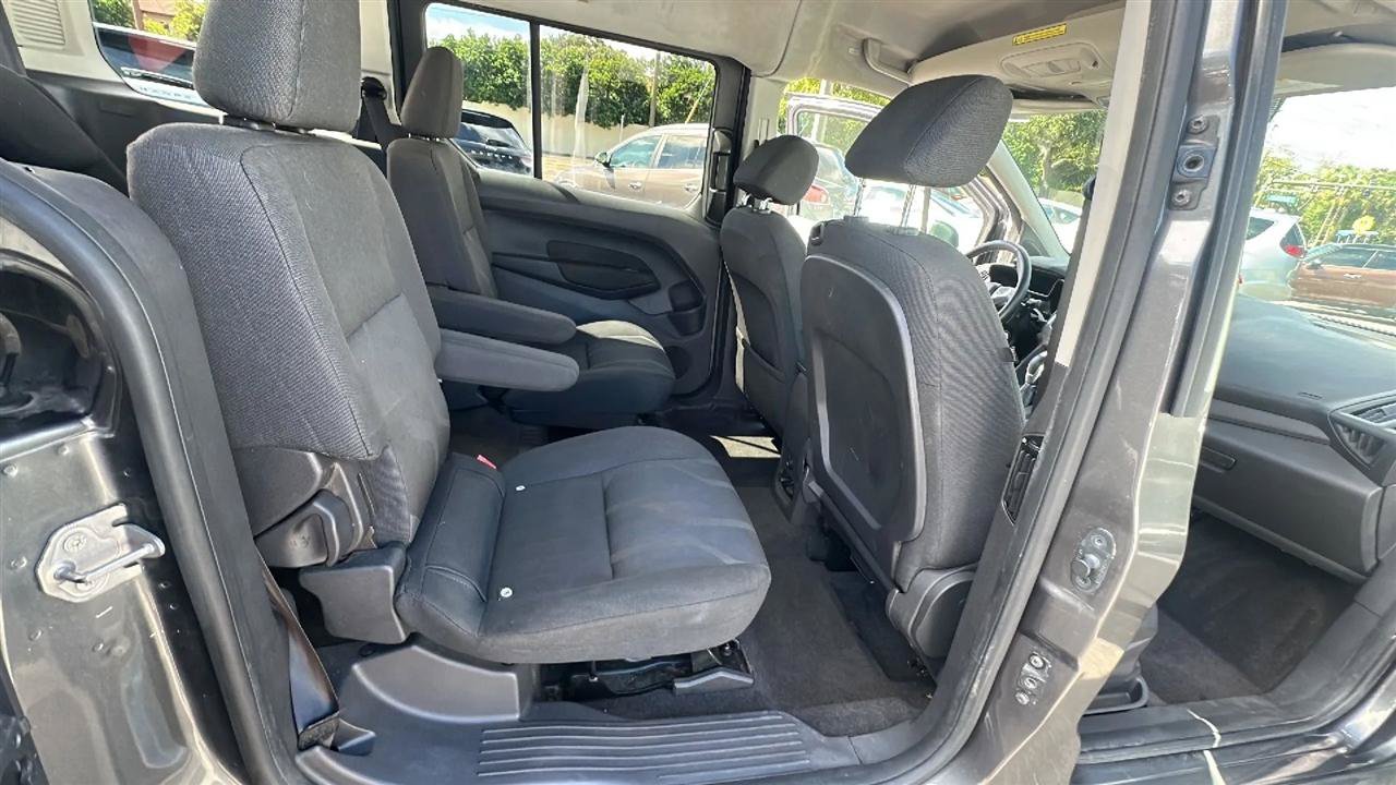 Used 2016 Ford Transit Connect XLT FWD image 28