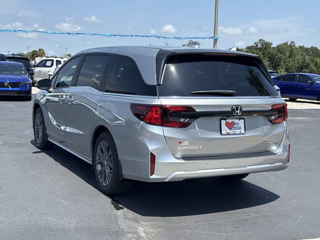 New 2026 Honda Odyssey Touring image 9