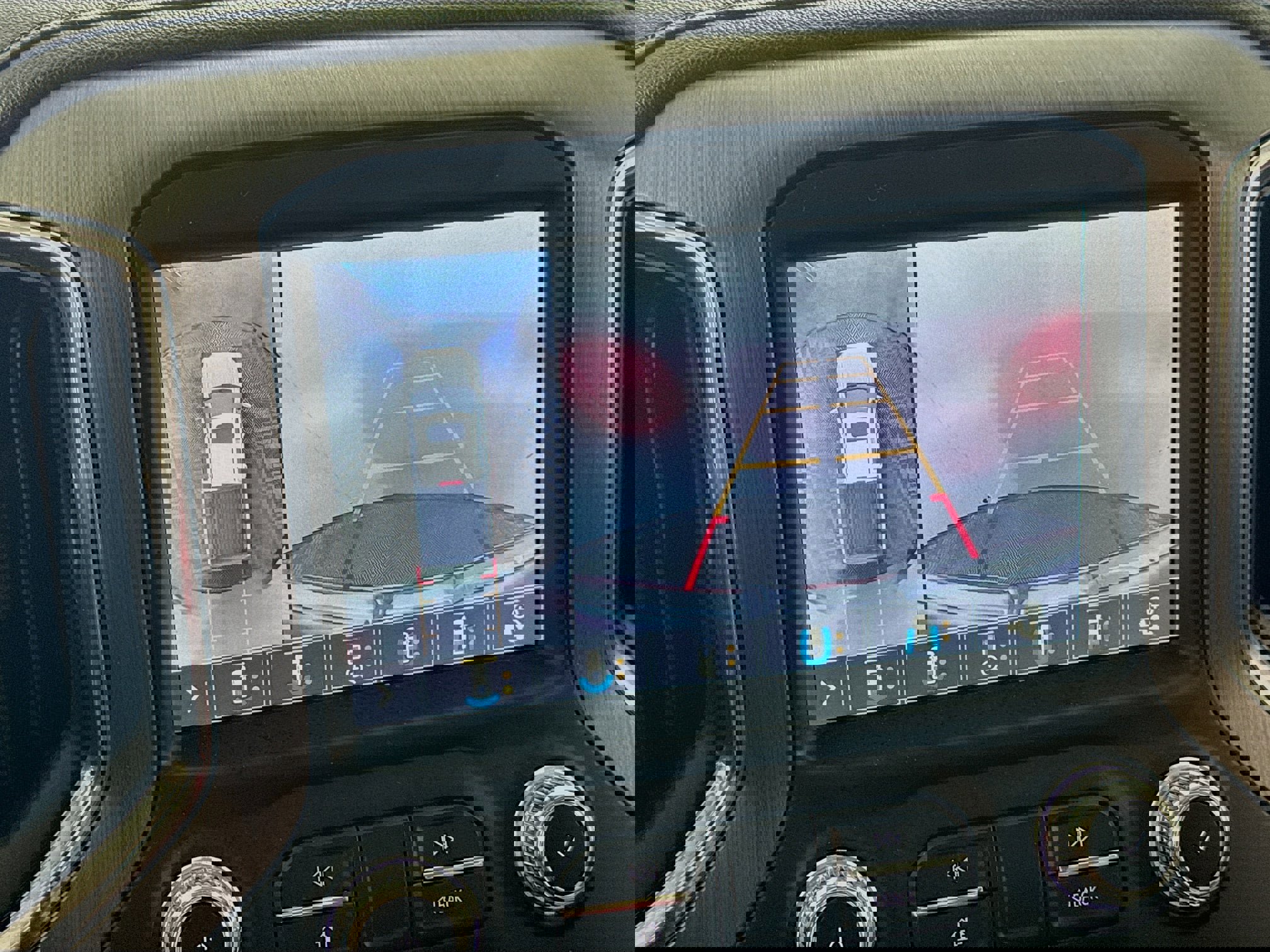 Used 2019 GMC Sierra 1500 Denali w/ Denali Ultimate Package image 3