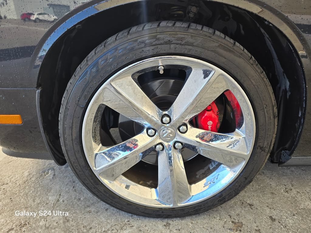 Used 2010 Dodge Challenger SRT8 w/ SRT Option Group II RWD image 10