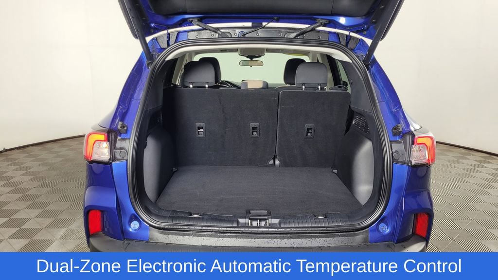 Used 2022 Ford Escape SE w/ Convenience Package image 11