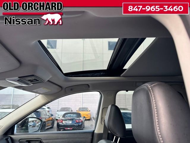 Used 2022 Nissan Pathfinder Platinum w/ Lighting Package (N93) image 15