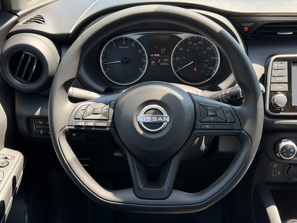 Certified 2025 Nissan Kicks Play S image 13