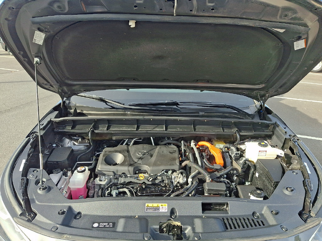 Certified 2022 Toyota Highlander Limited AWD/4WD image 38