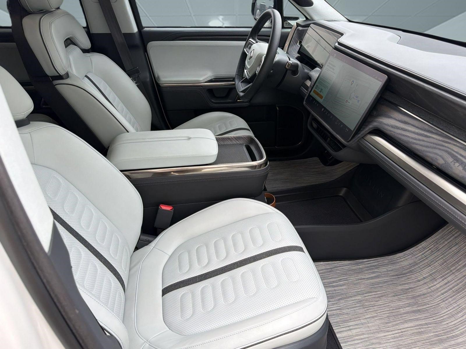 Used 2022 Rivian R1T Adventure AWD/4WD image 22