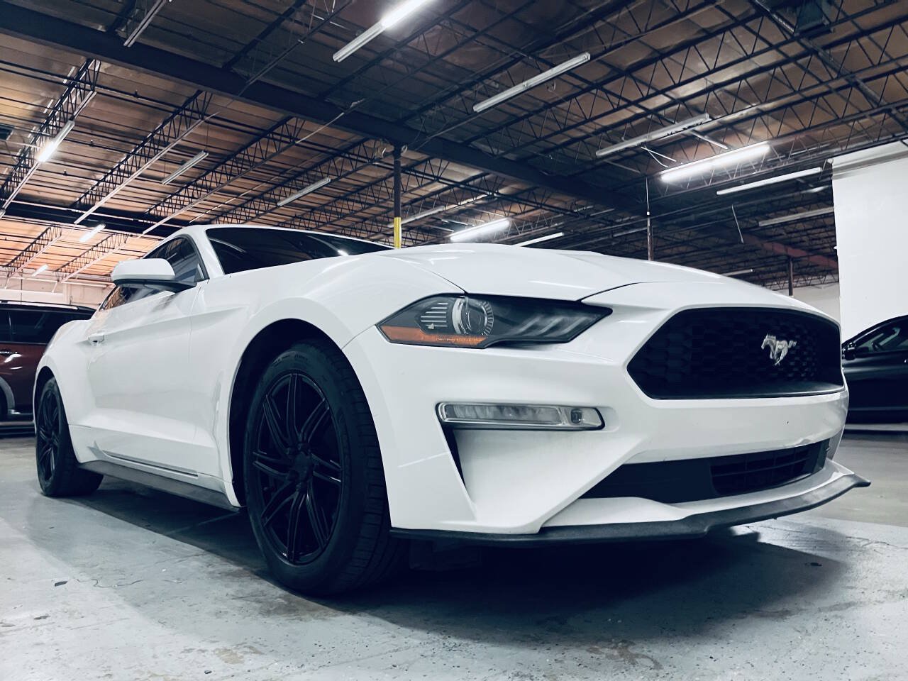 Used 2021 Ford Mustang Premium RWD image 4