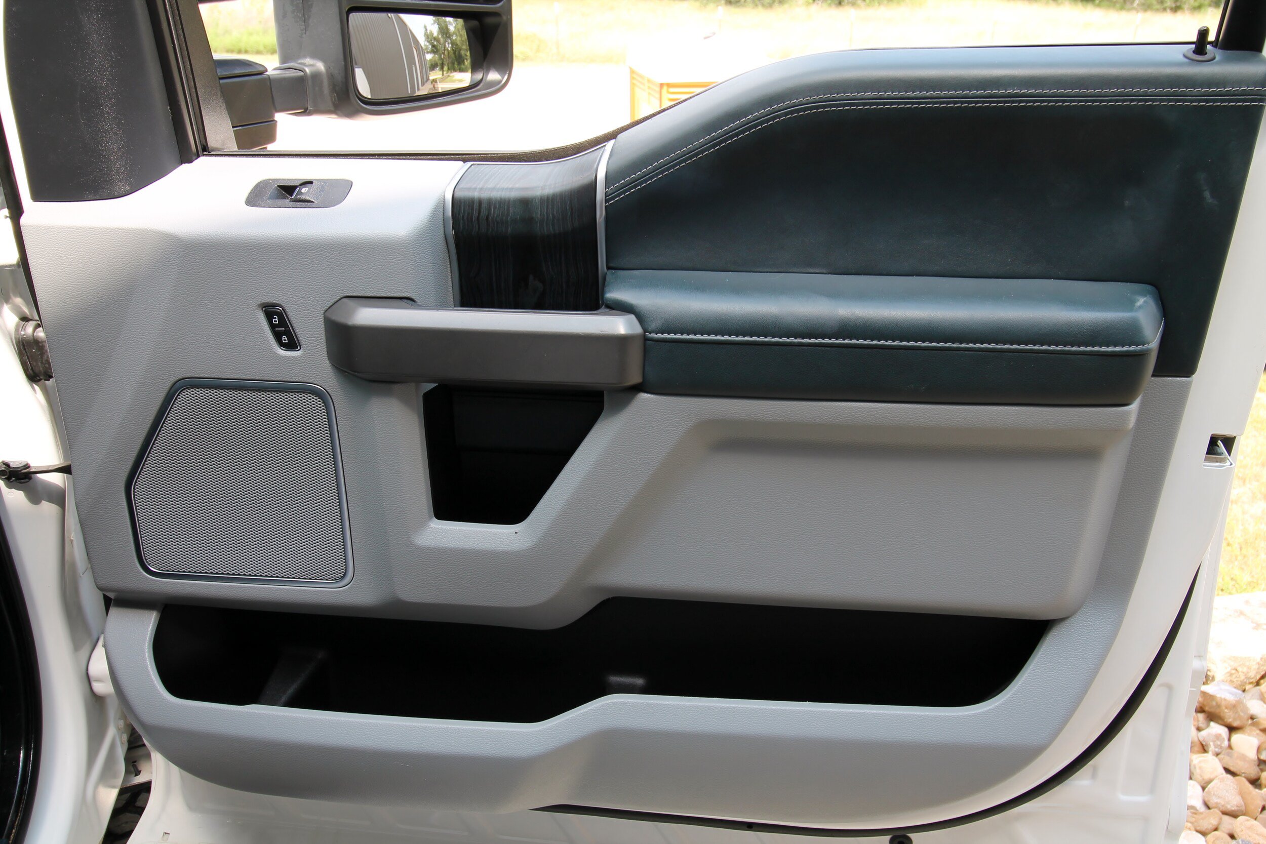 Used 2022 Ford F250 Limited AWD/4WD image 40