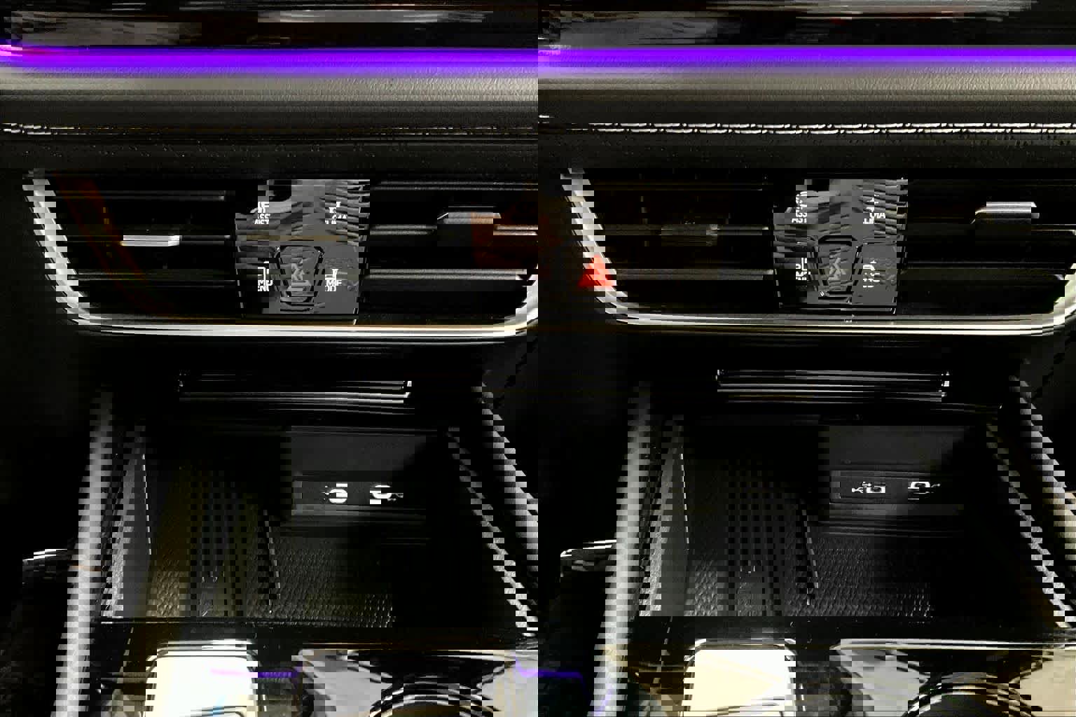 Used 2025 Volkswagen Atlas Cross Sport SEL R-Line image 36