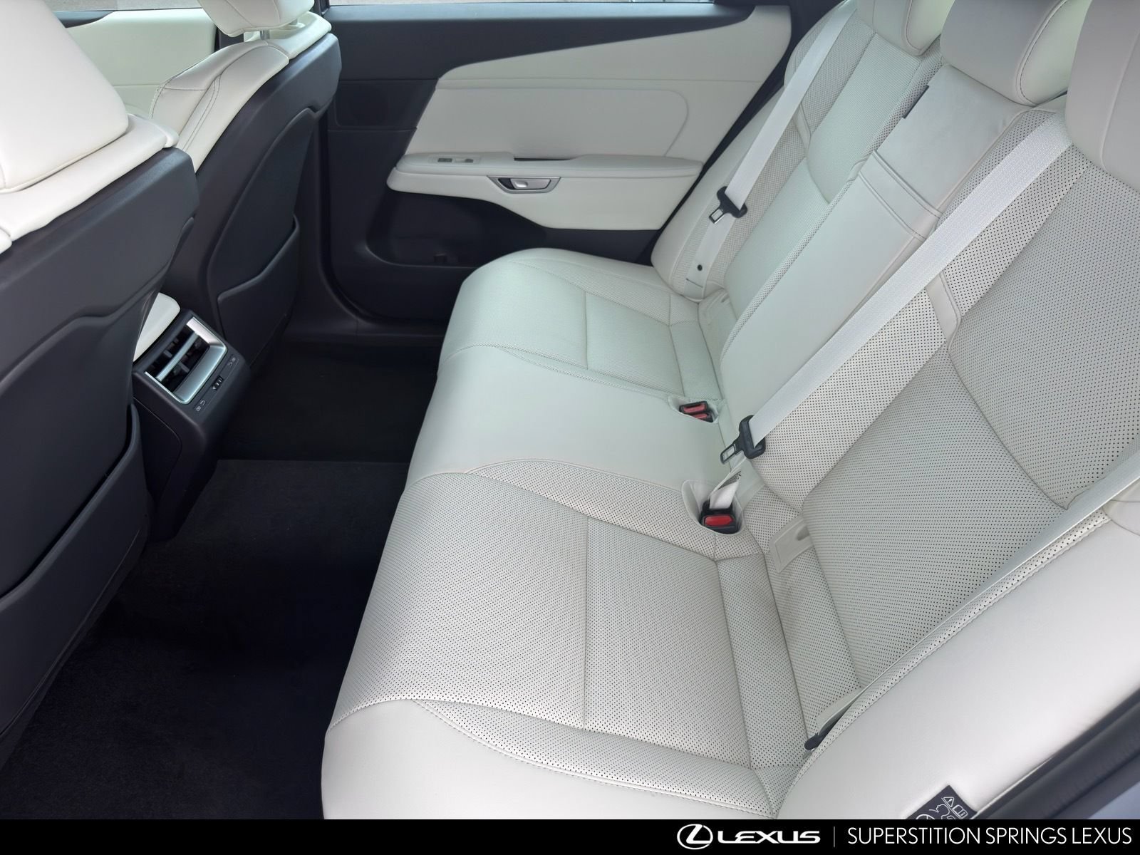 New 2026 Lexus ES 350e w/ Convenience Package FWD image 24