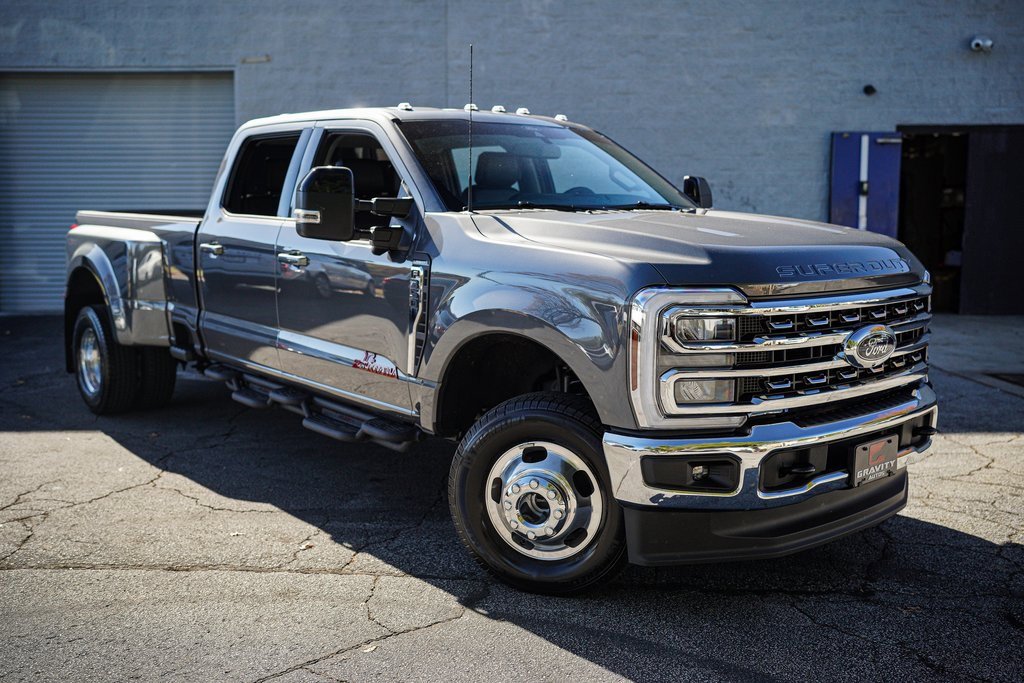 Used 2025 Ford F350 Lariat image 8