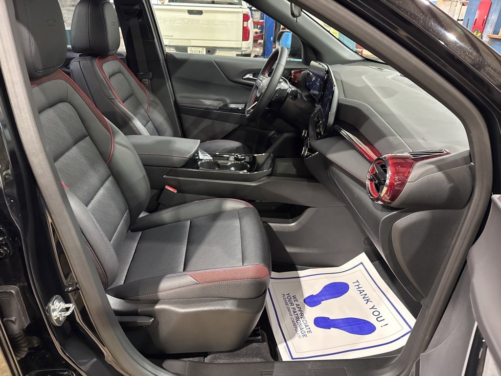 New 2025 Chevrolet Equinox RS image 31