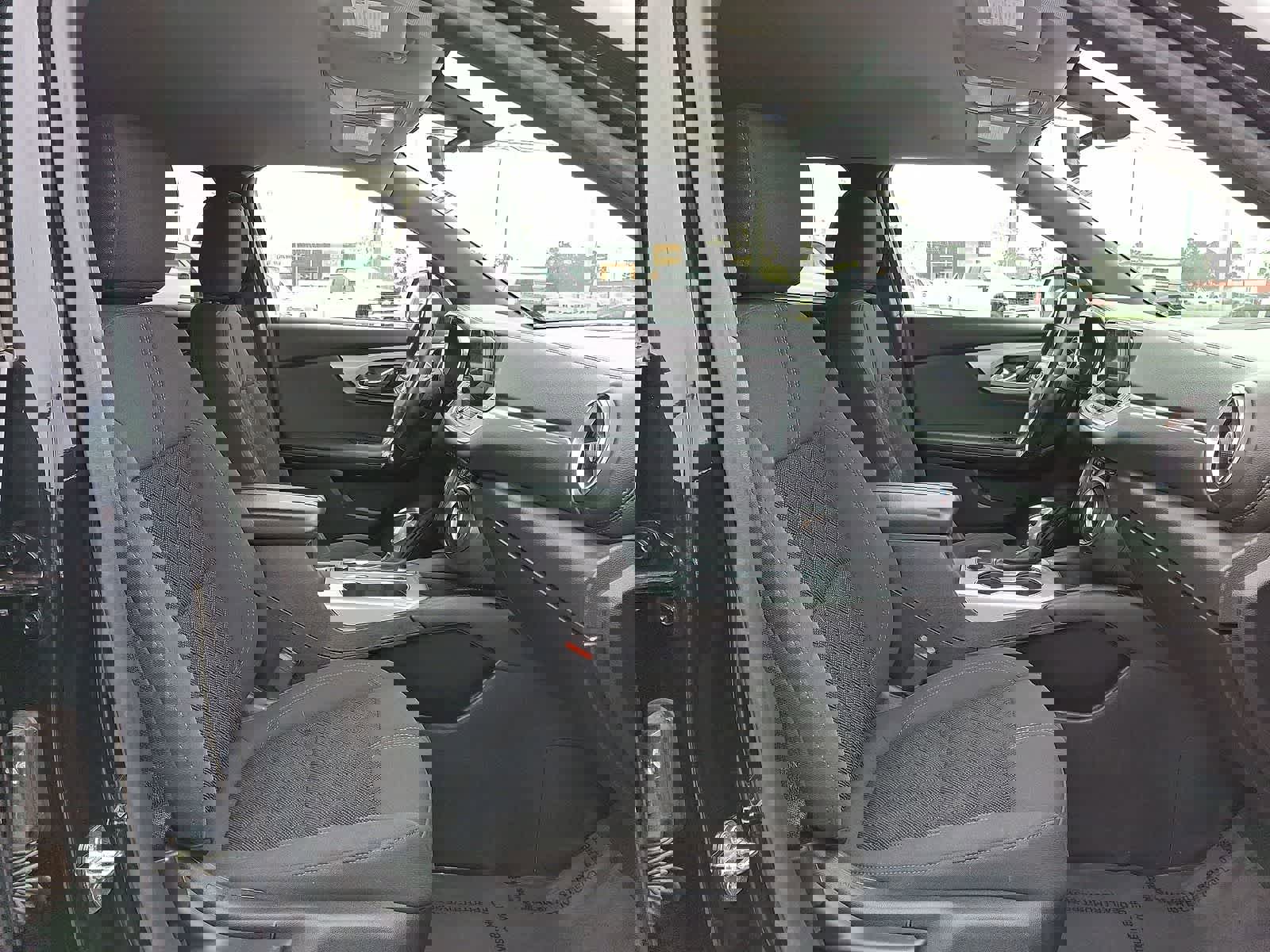 Used 2020 Chevrolet Blazer LT image 32