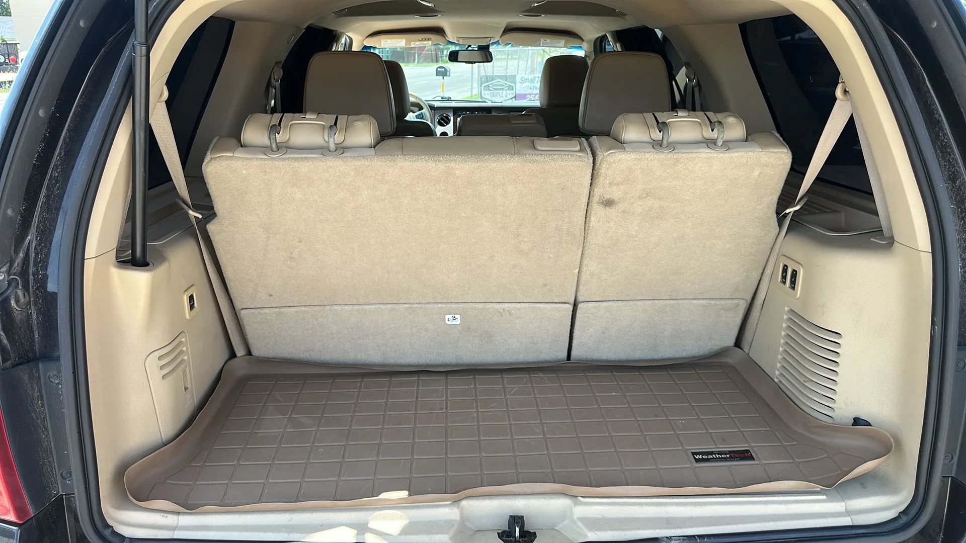 Used 2013 Ford Expedition XLT RWD image 15