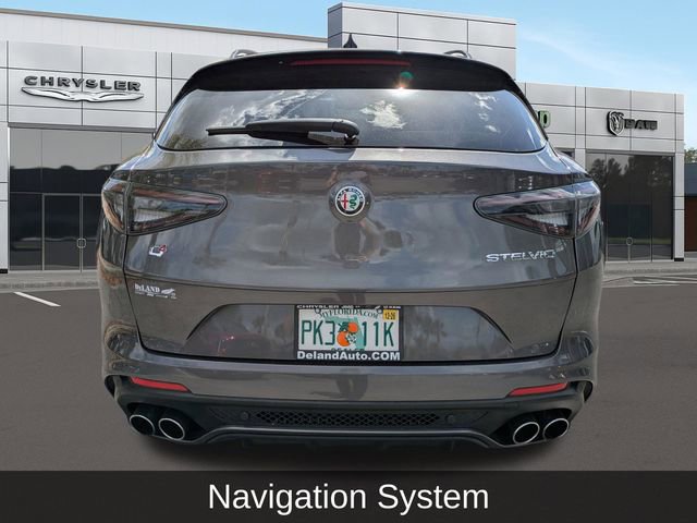 Used 2024 Alfa Romeo Stelvio Quadrifoglio image 5