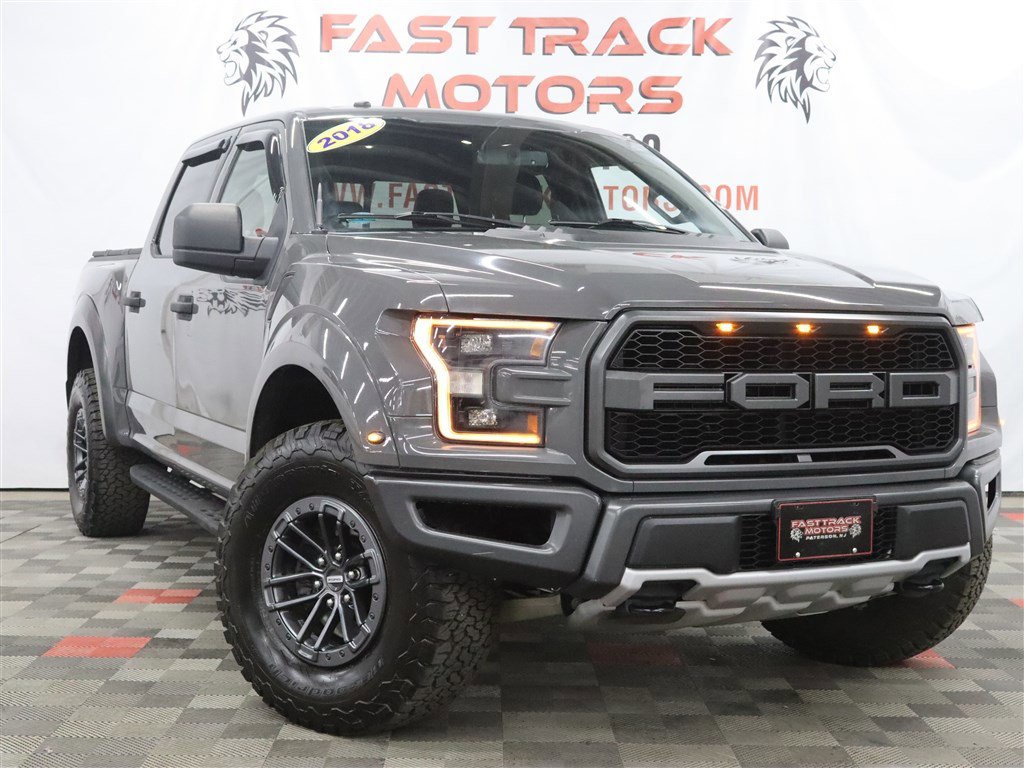 Used 2018 Ford F150 Raptor w/ Equipment Group 801A Mid AWD/4WD image 3