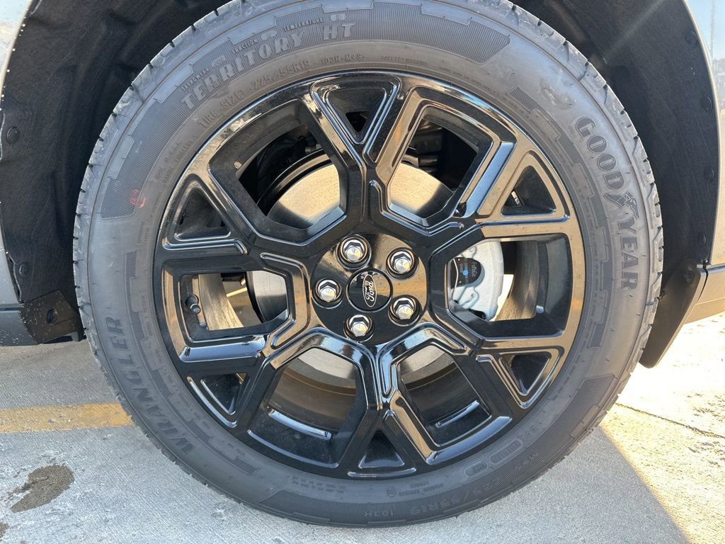 New 2026 Ford Maverick Lariat w/ Black Appearance Package AWD/4WD image 35