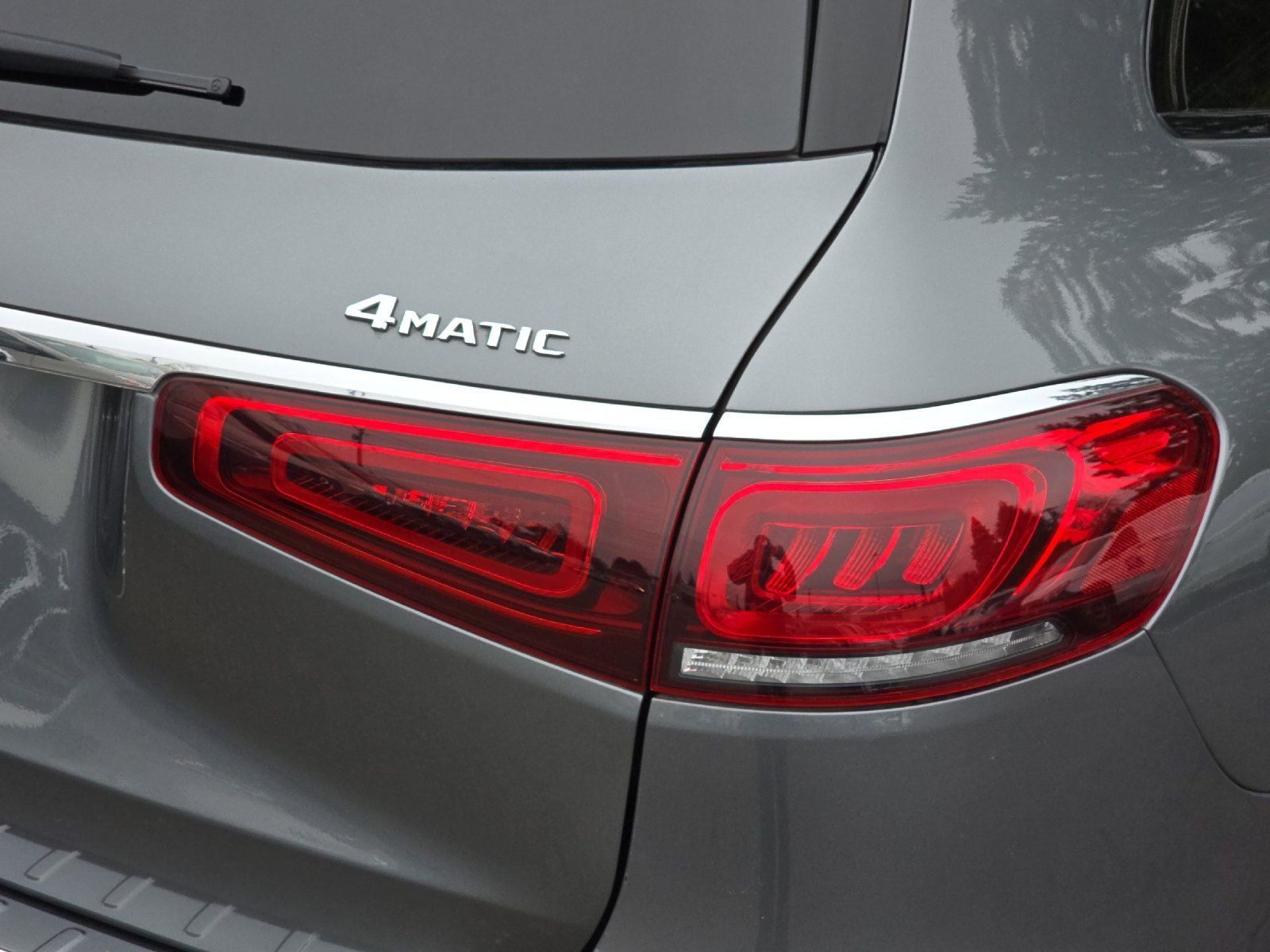 Used 2023 Mercedes-Benz GLS 580 4MATIC image 28