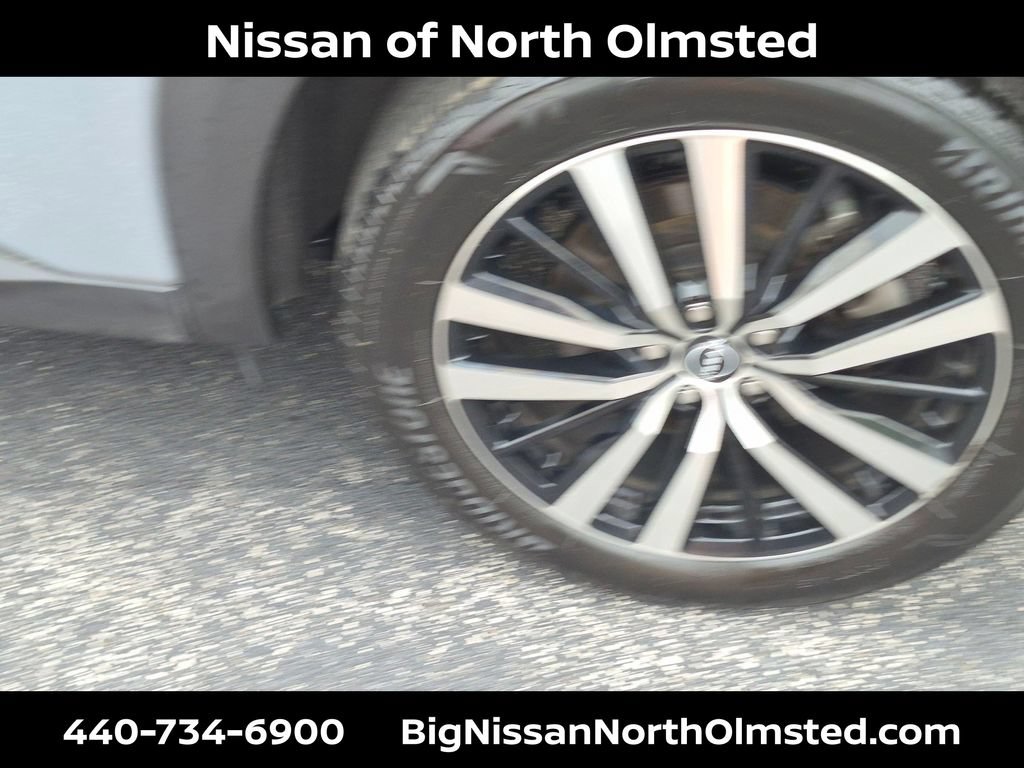 Certified 2025 Nissan Pathfinder Platinum AWD/4WD image 31