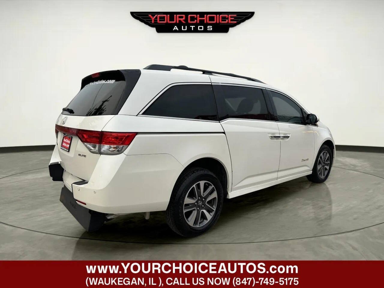 Used 2016 Honda Odyssey Touring Elite image 10