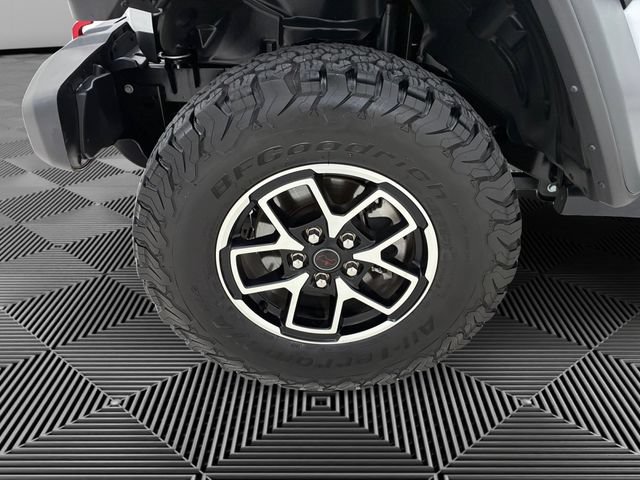 Used 2026 Jeep Wrangler Unlimited Rubicon AWD/4WD image 9