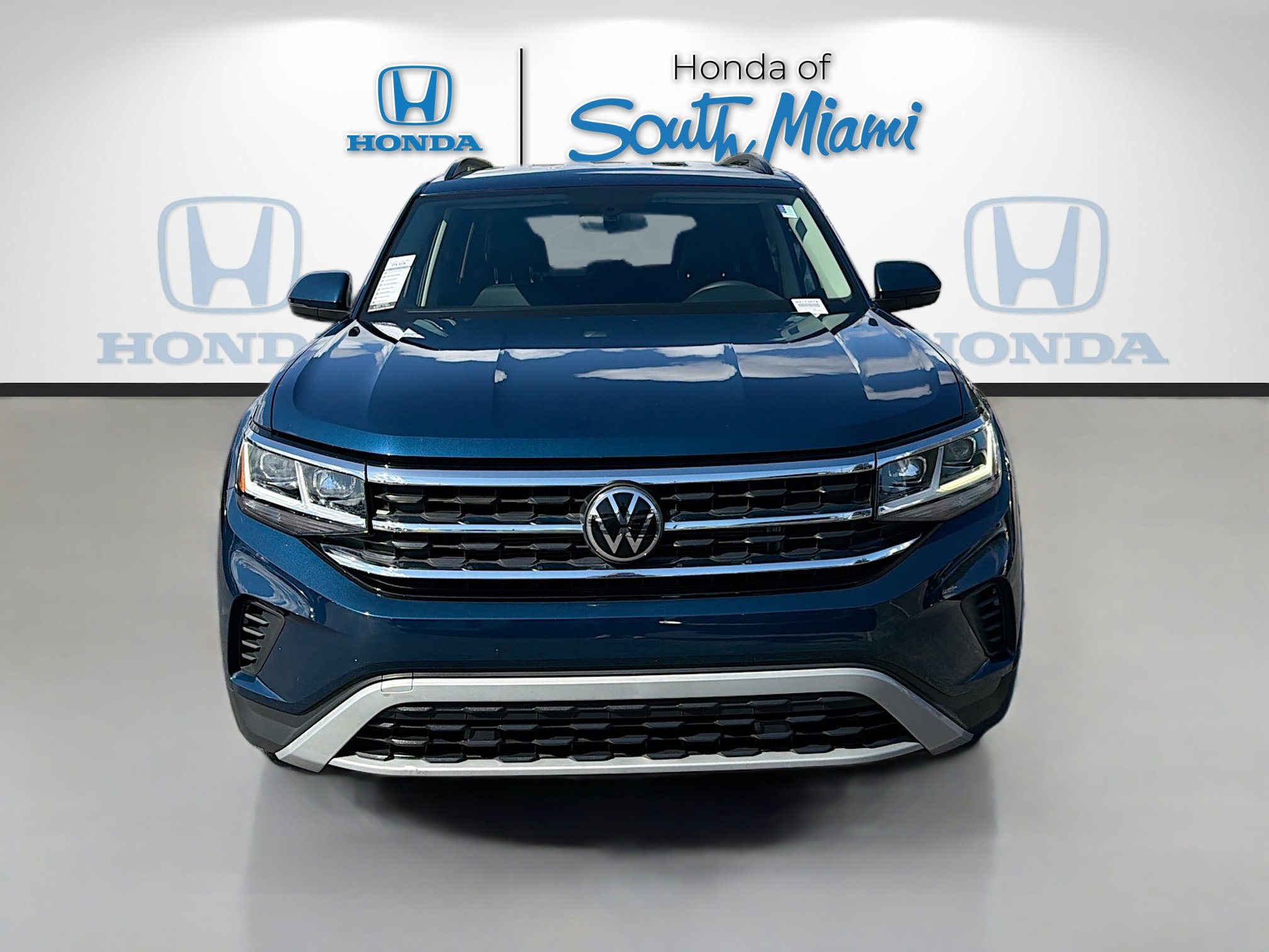 Used 2022 Volkswagen Atlas SE image 2