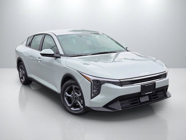 New 2026 Kia K4 LXS image 1