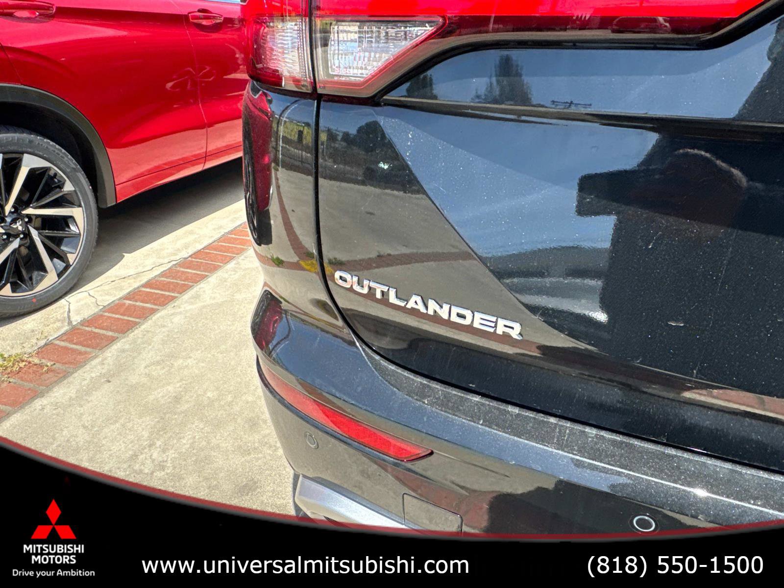 New 2025 Mitsubishi Outlander 4WD Plug-In Hybrid image 9