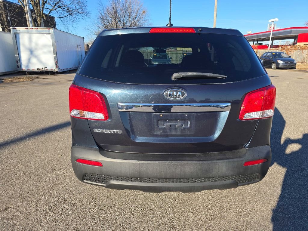 Used 2013 Kia Sorento LX image 6