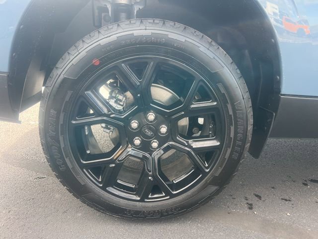 New 2026 Ford Maverick Lariat w/ Black Appearance Package image 8
