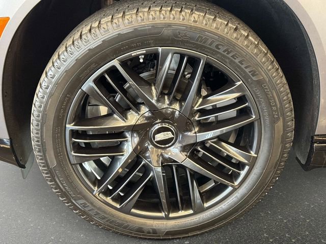 New 2026 Cadillac Escalade IQL Sport 2 image 9