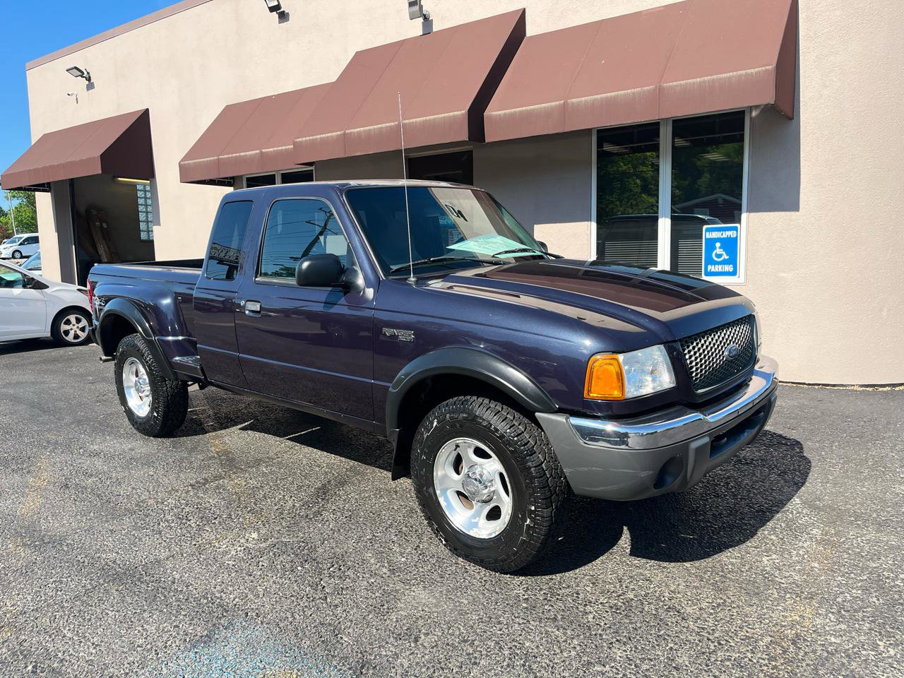 Used 2001 Ford Ranger XLT AWD/4WD image 3