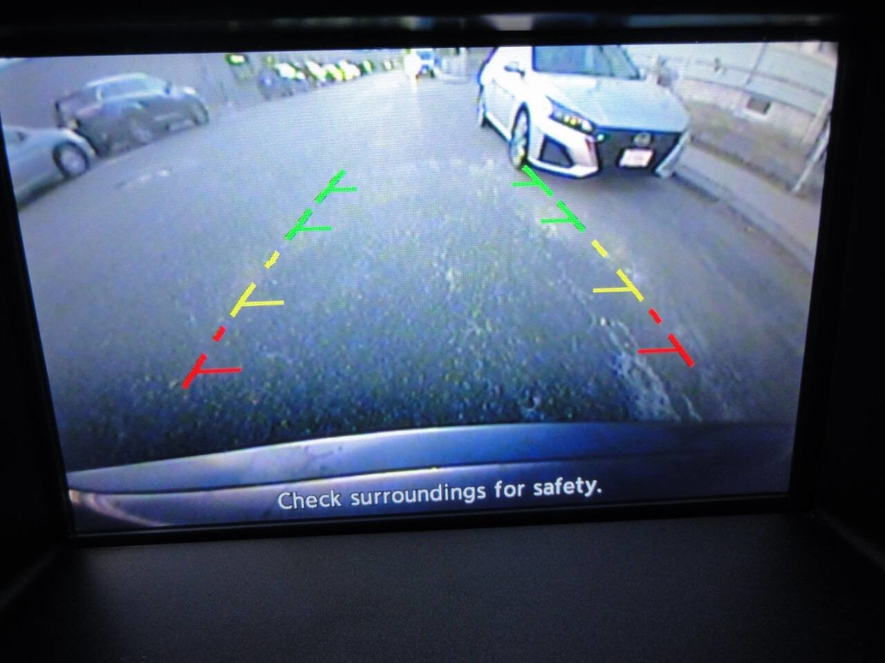 Used 2014 Nissan Murano SV w/ Value Package image 16