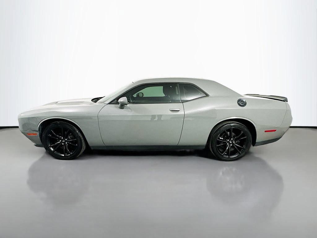 Used 2017 Dodge Challenger SXT w/ Blacktop Package RWD image 8