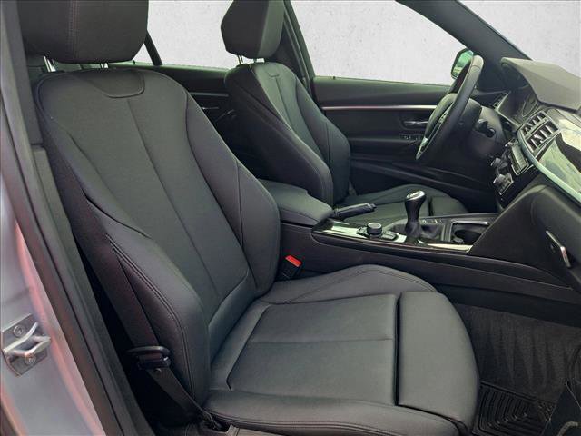 Used 2017 BMW 330i Sedan image 18