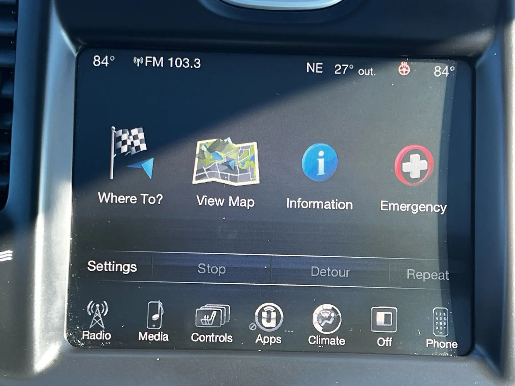 Used 2016 Chrysler 300 C image 32