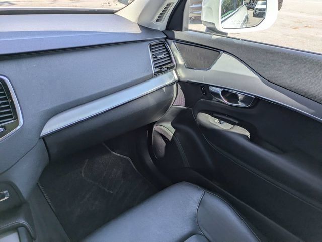 Used 2022 Volvo XC90 T5 Momentum w/ Advanced Package FWD image 21