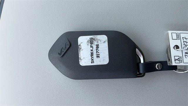 Used 2025 Kia Sorento SX image 34